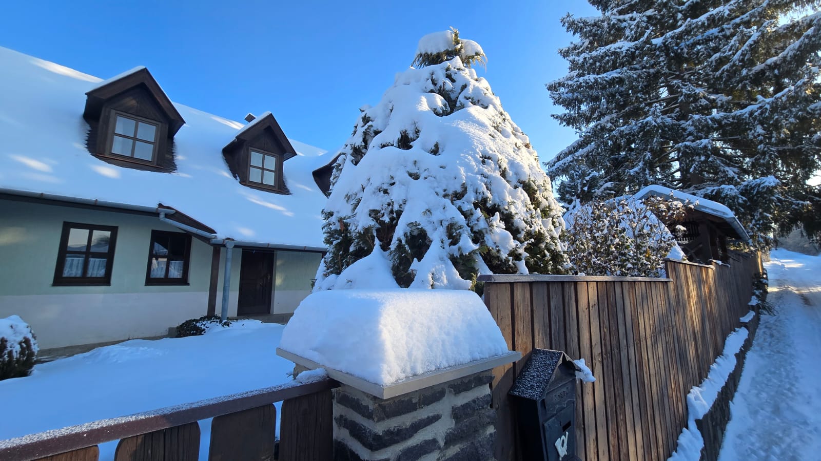 Chatanaprenajom chatanaprenajom - Home